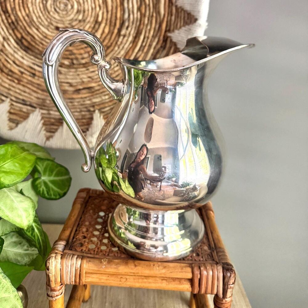 Vintage Ornate Silverplate Georgian Style Pedestal Pitcher – MCM Bar Cart Decor
